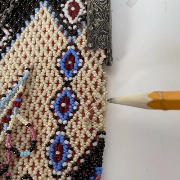 Antique 1920's Beaded Flapper Era Bag - Picture 5 of 10